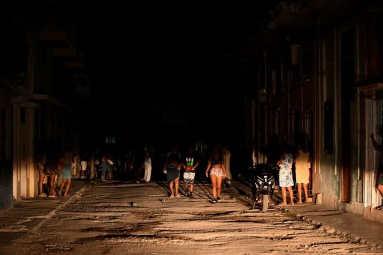 Cuba’s Electric Grid Collapses: Regime Teeters as US Oil Blockade Bites